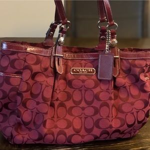 Coach burgundy tote